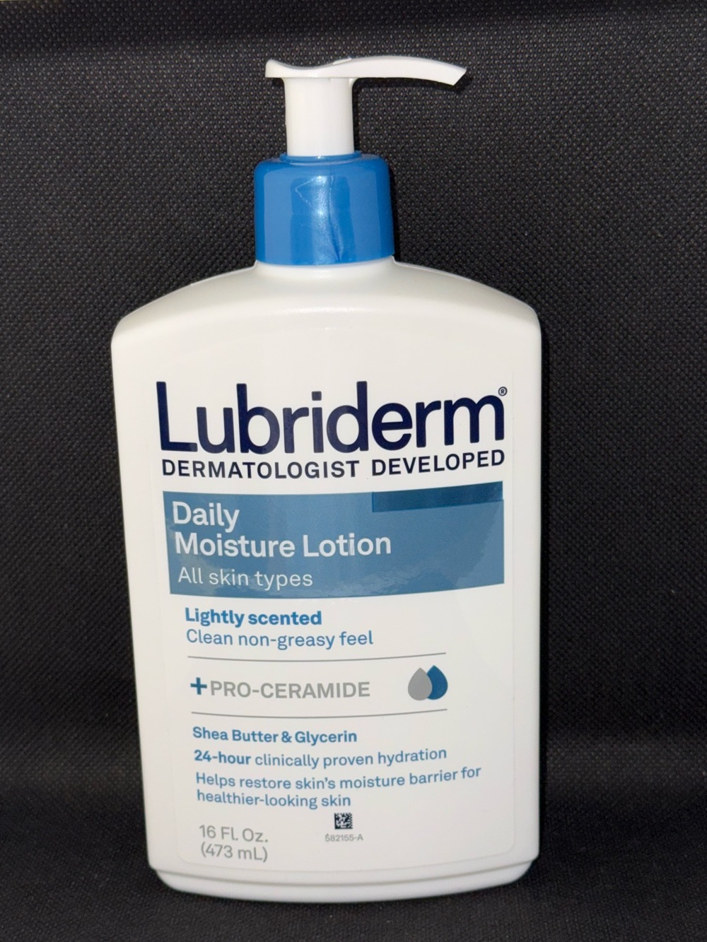 Lubriderm Daily Moisture Lotion - Blue & White